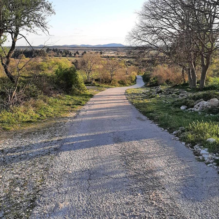 Kula Kula Atlagica Bagian luar foto